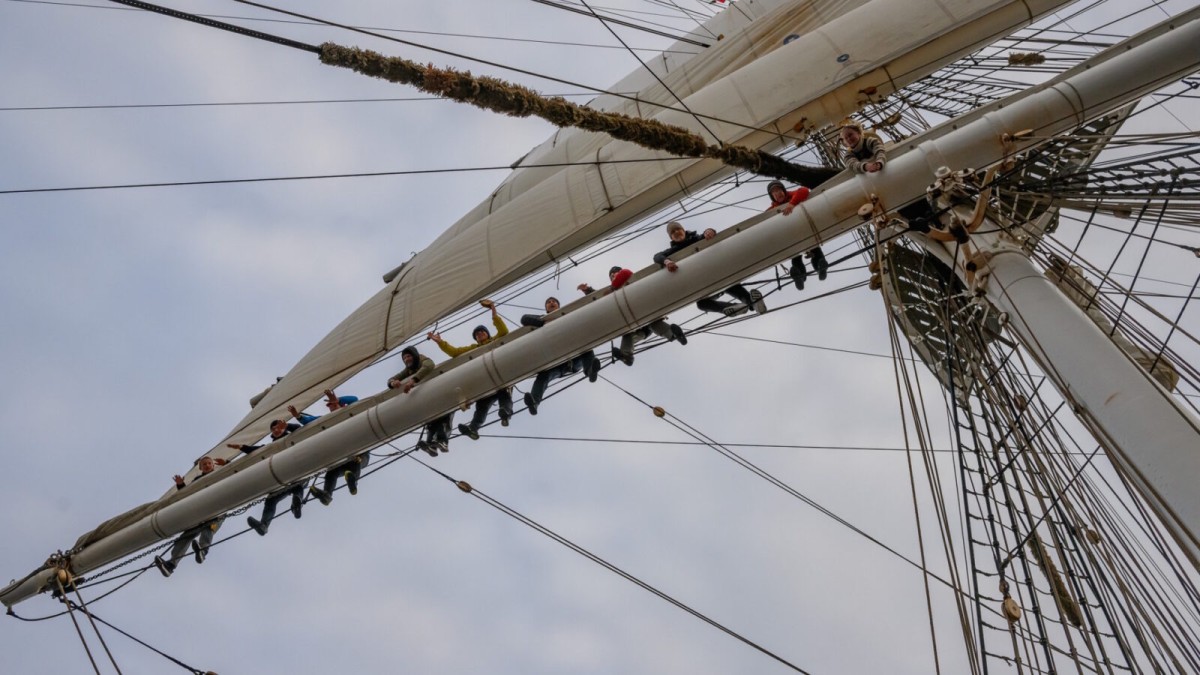 Spring voyage to the Shetlands on board STATSRAAD LEHMKUHL by
