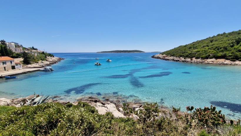 7 days – 7 islands – holiday sailing trip in Croatia – sailing – swimming – harbours – bays by