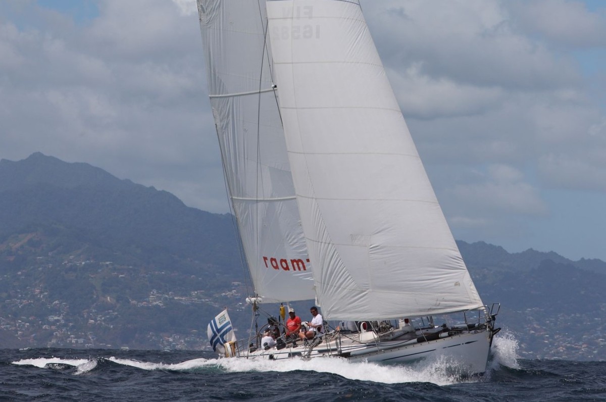 Caribbean Christmas Cruise by Swan 51 Eira