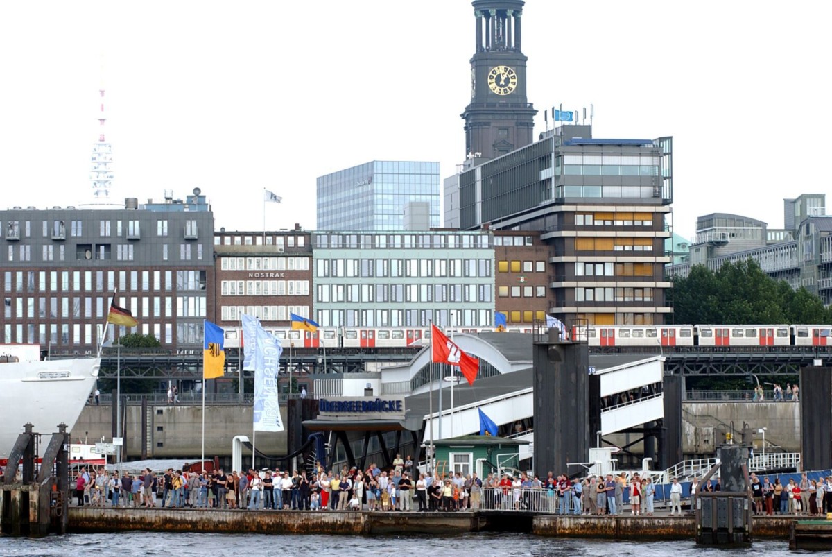 Arrival parade HAMBURG PORT ANNIVERSARY 2027 by