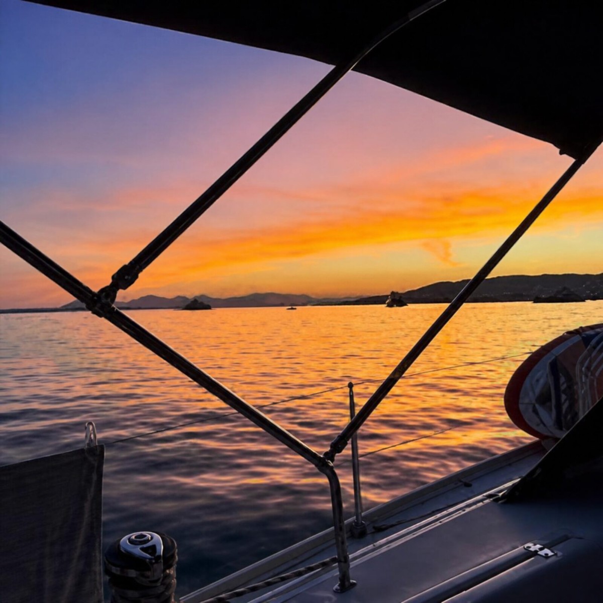 CABIN CHARTER ON THE CÔTE D'AZUR: THE DREAM ROUTE THROUGH FRANCE AND ITALY by