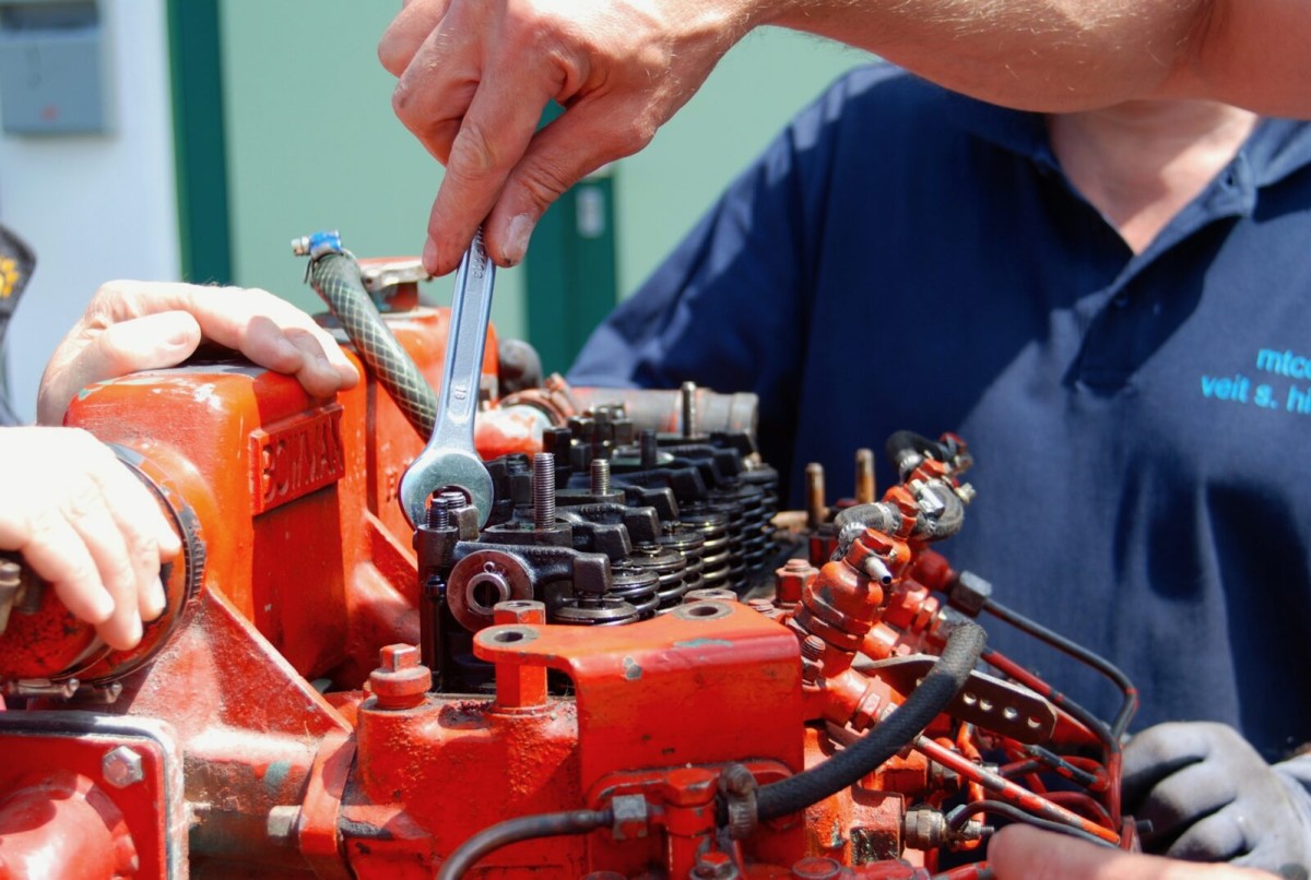 Marine Engines – Technology on Board by mtcc