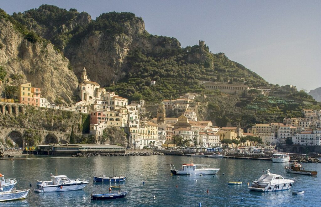 Amalfi vom Meer aus gesehen
