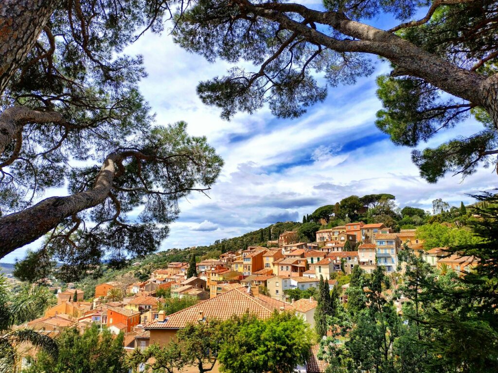Blick über Bormes-les-Mimosas