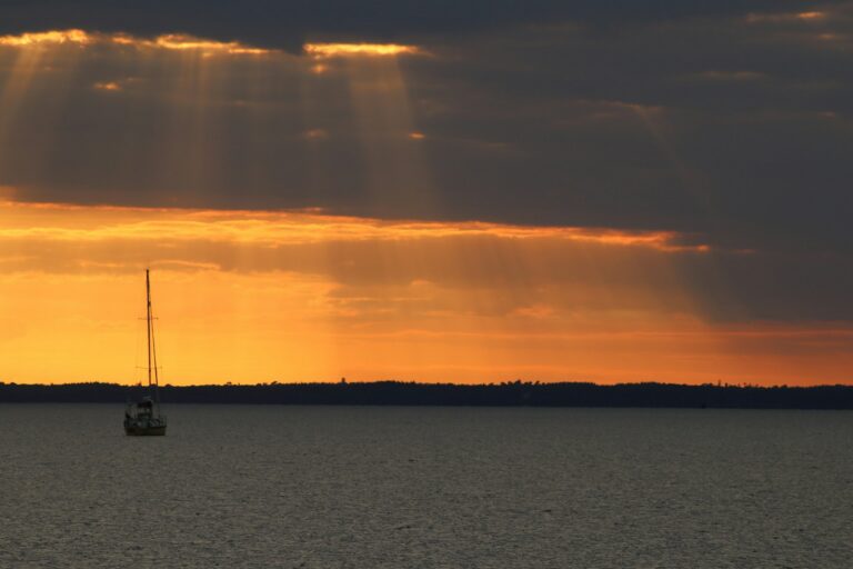 Evening mood over the Solent
