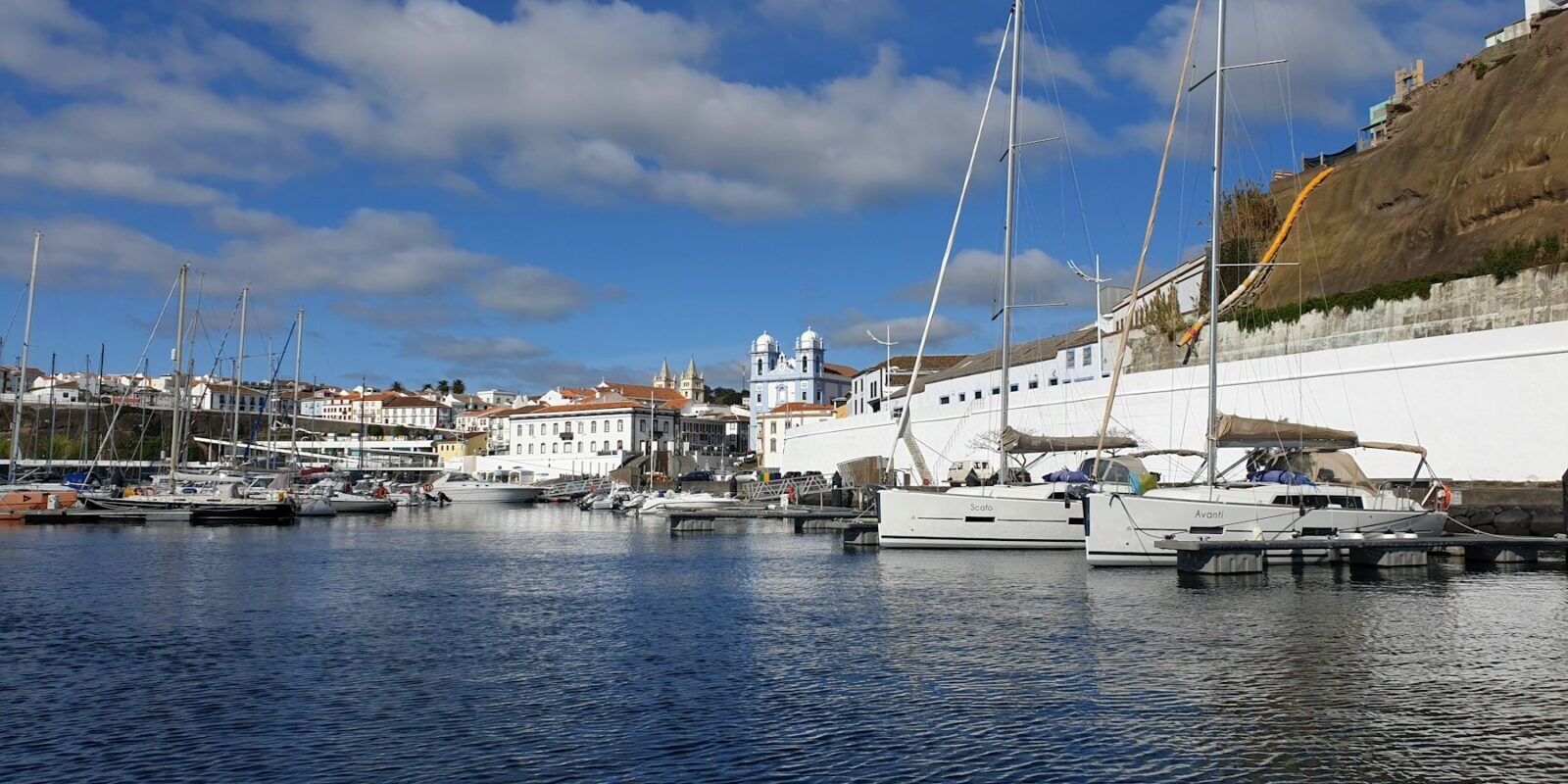 Marina von Angra do Heroísmo auf Terceira Marina von Angra do Heroísmo auf Terceira